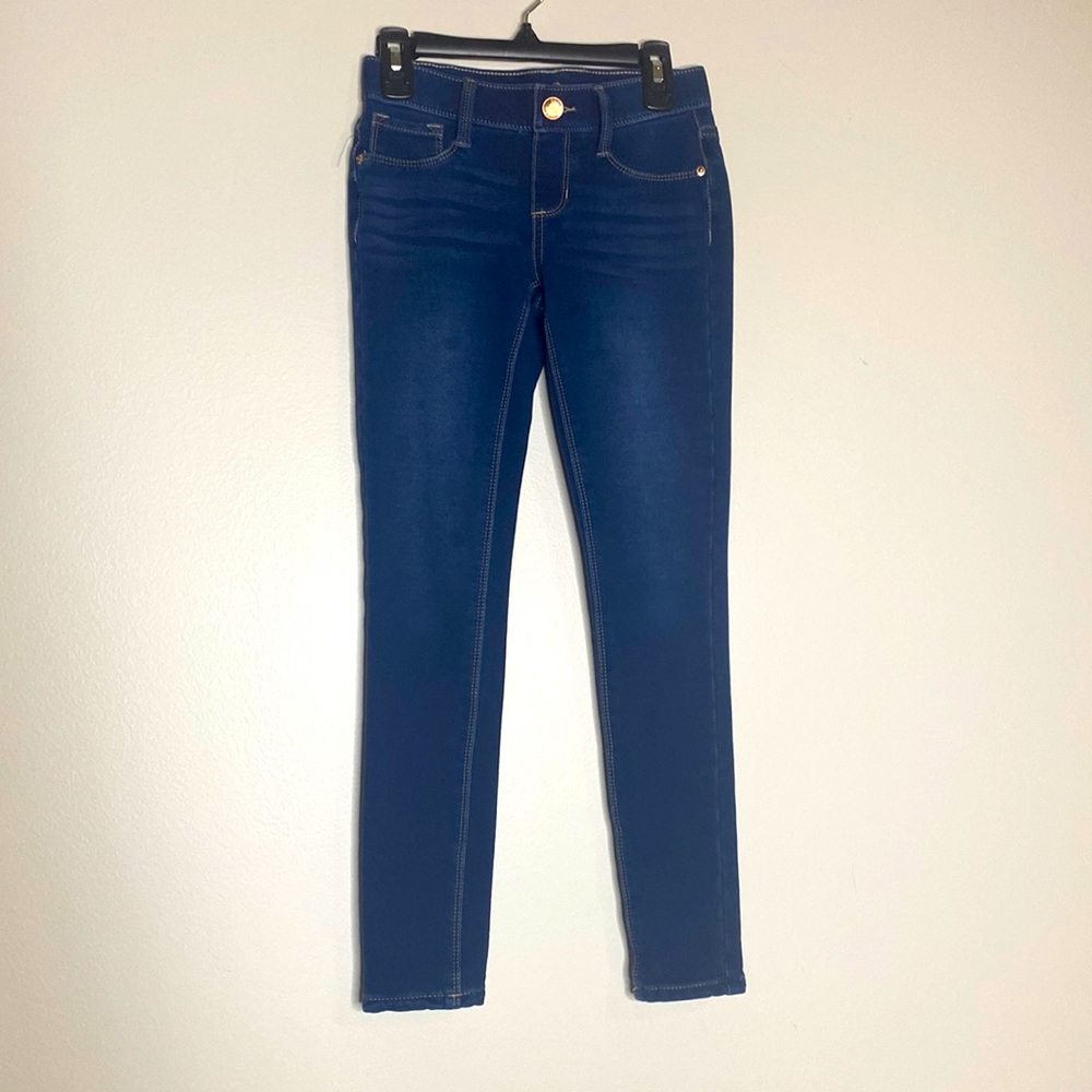 Girl’s skinny stretch jeans